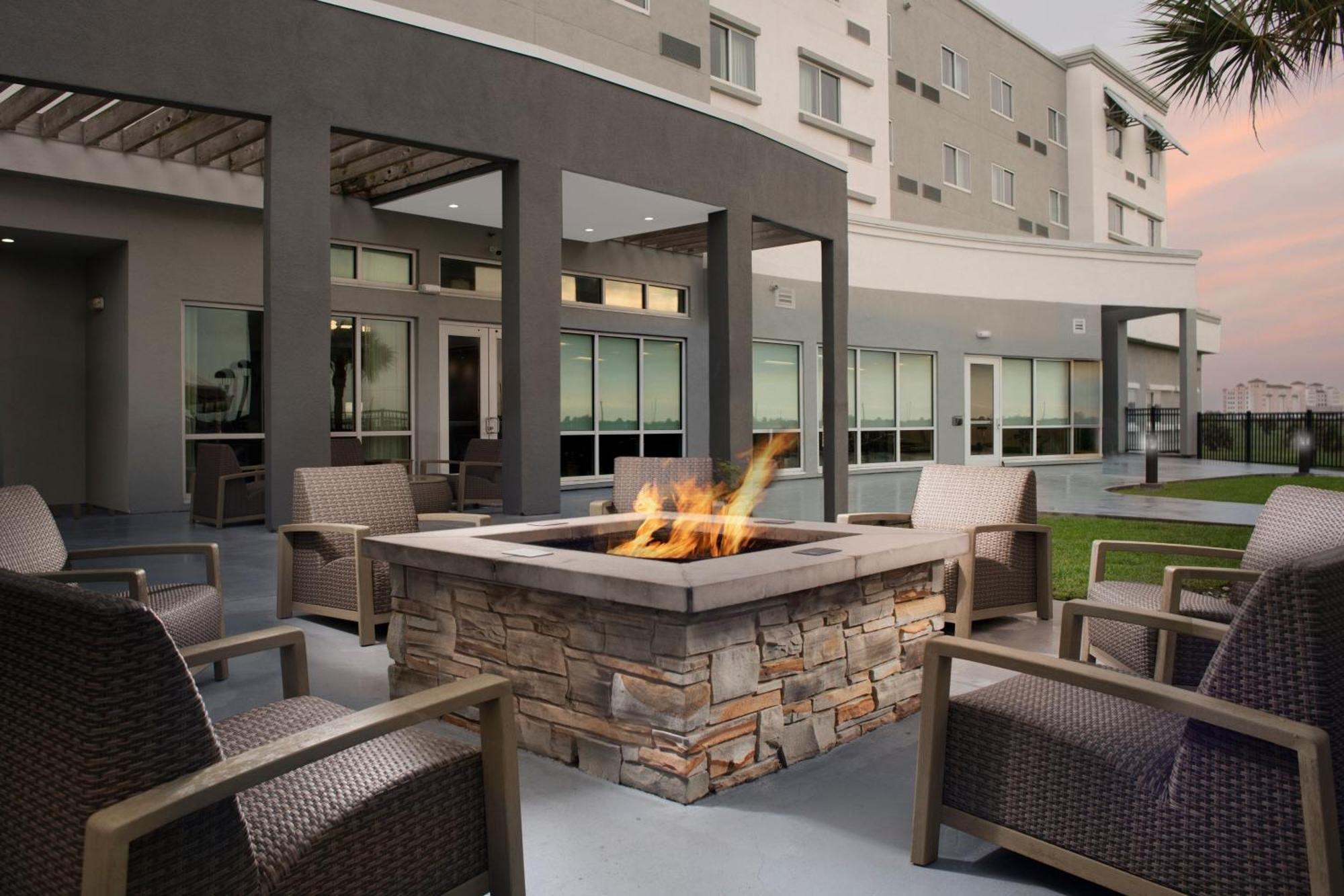 Courtyard By Marriott Galveston Island Otel Dış mekan fotoğraf